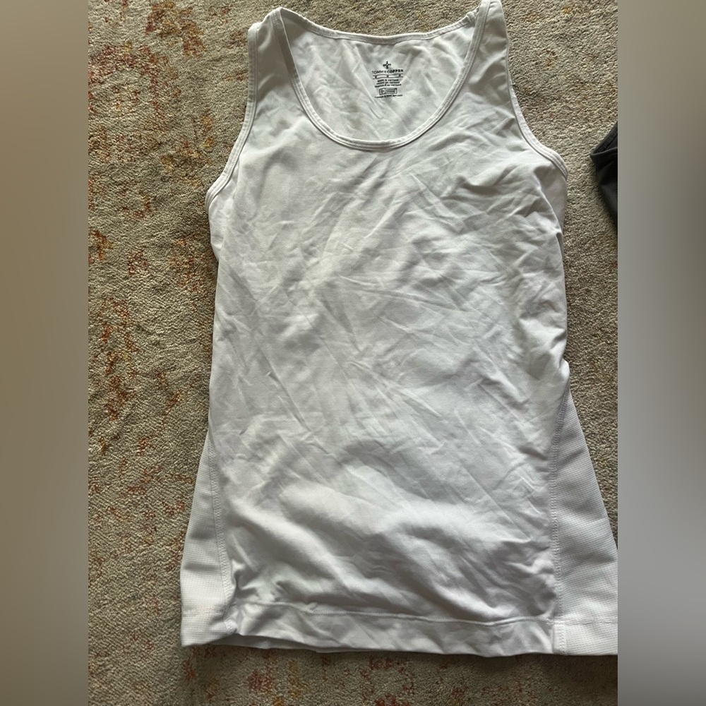 Tommy Cooper women’s lumbar support tank top.